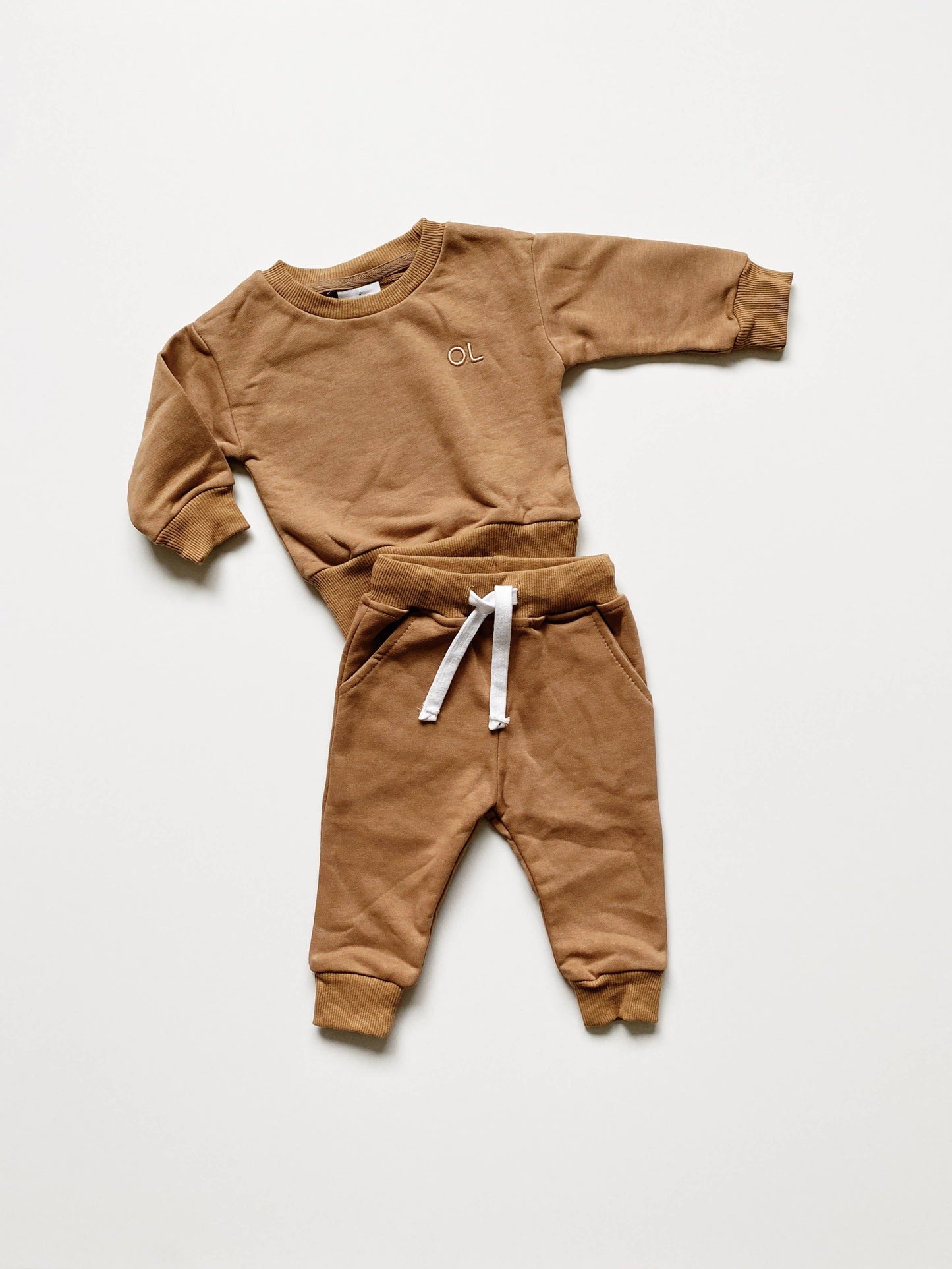Orcas Lucille - Sweatshirt & Jogger Set- Mocha (18-24M)