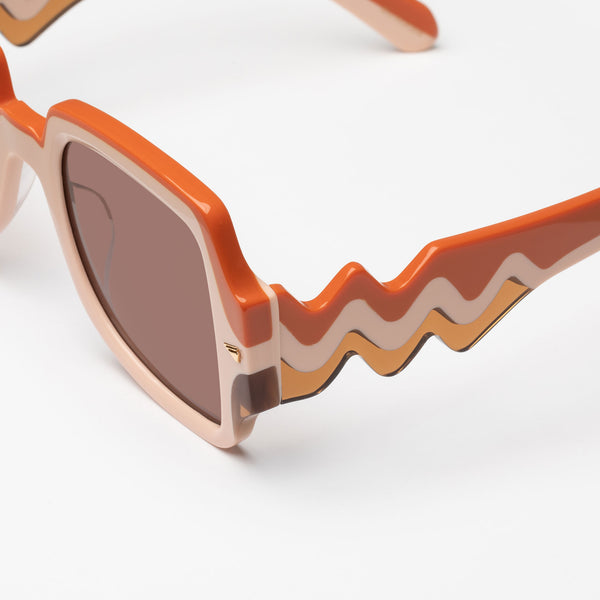 Karen Walker I Wavy Ultra