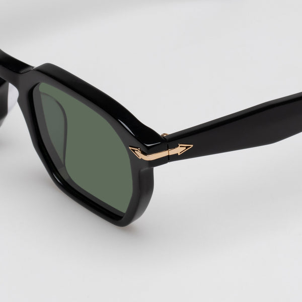 Karen Walker I Trillion Black