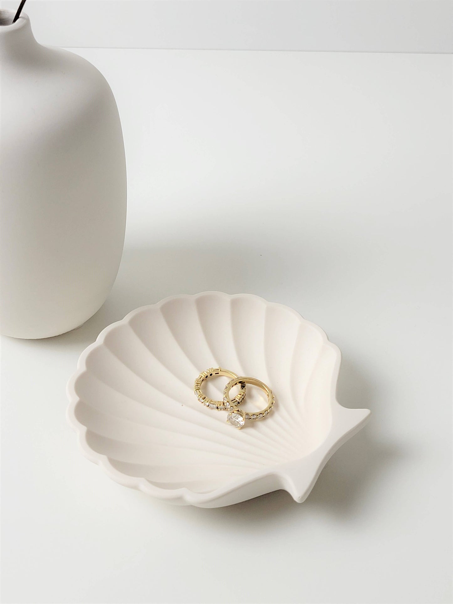 Three Springs Candle Co. - Sea Shell trinket dish | jewelry tray